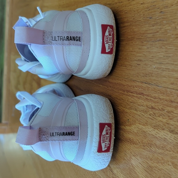 Women's Vans - Picture 5 of 11